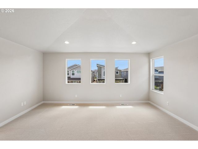 8254 Se Orion Ln, Hillsboro, OR 97123