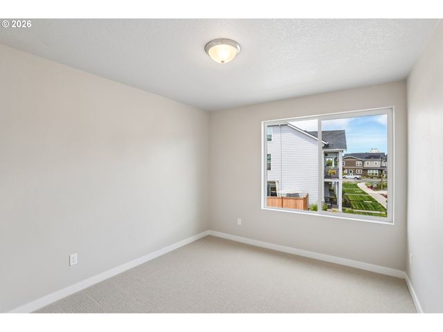 8254 Se Orion Ln, Hillsboro, OR 97123