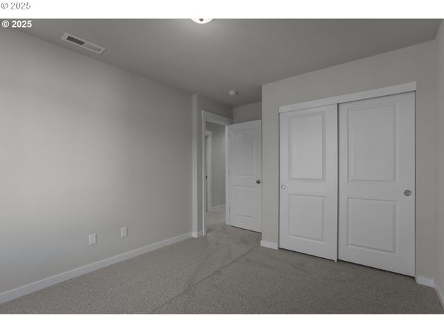 8254 Se Orion Ln, Hillsboro, OR 97123