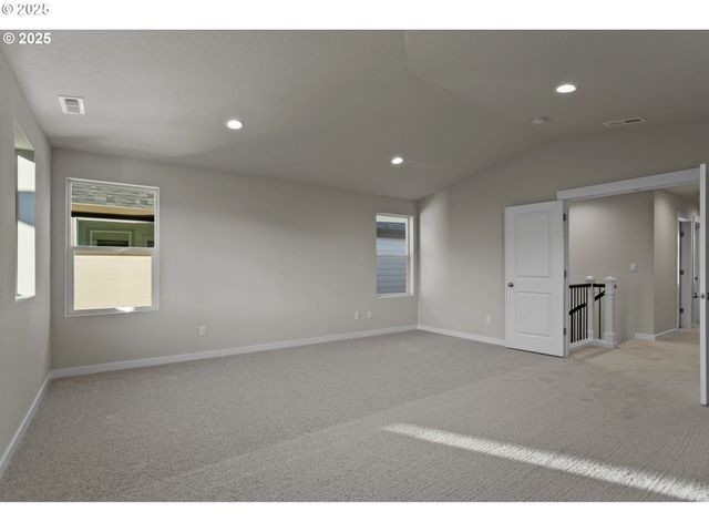 8254 Se Orion Ln, Hillsboro, OR 97123