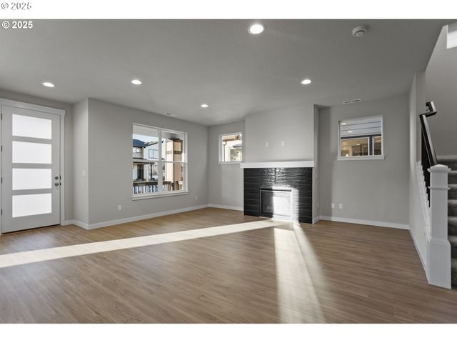 8254 Se Orion Ln, Hillsboro, OR 97123