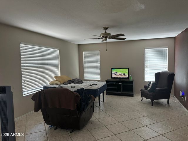 7945 W Wescott Drive, Glendale, AZ 85308