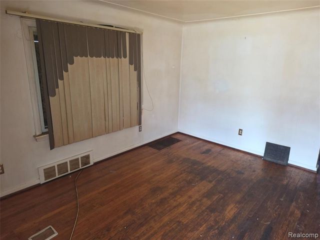 14981 Flanders Street, Detroit, MI 48205