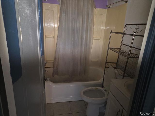 14981 Flanders Street, Detroit, MI 48205