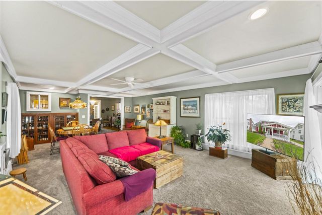 N88W16025 -27 Park BOULEVARD, Menomonee Falls, WI 53051