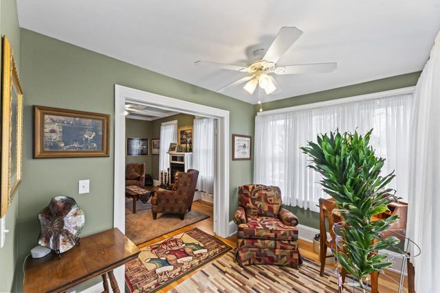 N88W16025 -27 Park BOULEVARD, Menomonee Falls, WI 53051