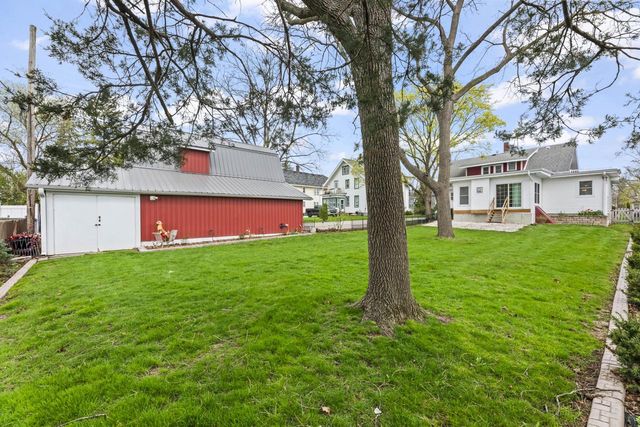 N88W16025 -27 Park BOULEVARD, Menomonee Falls, WI 53051