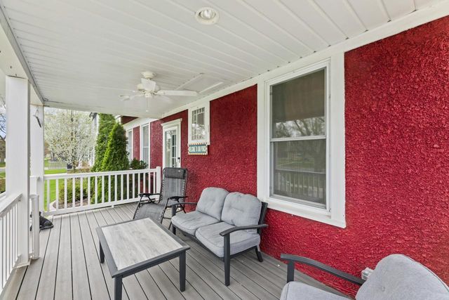 N88W16025 -27 Park BOULEVARD, Menomonee Falls, WI 53051