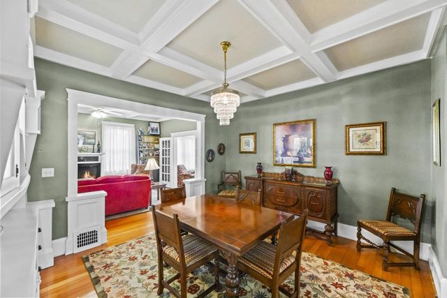 N88W16025 -27 Park BOULEVARD, Menomonee Falls, WI 53051