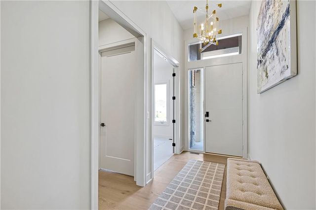 9836 Shady Bend Road, Lenexa, KS 66227