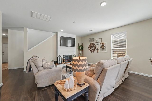 236 Seven Pines Drive, Willis, TX 77378
