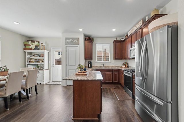 236 Seven Pines Drive, Willis, TX 77378