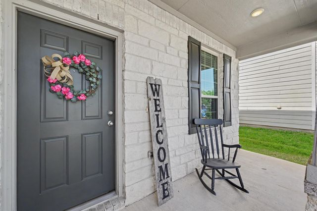 236 Seven Pines Drive, Willis, TX 77378