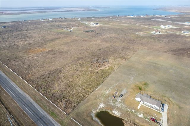 2402 State Highway 188, Rockport, TX 78382