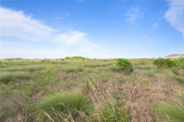 2402 State Highway 188, Rockport, TX 78382