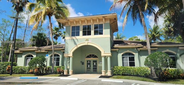 280 Crestwood Cir 204 + GARAGE, Royal Palm Beach, FL 33411
