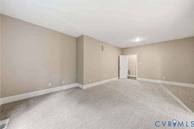 4537 Wellington Farms Dr, Chester, VA 23831