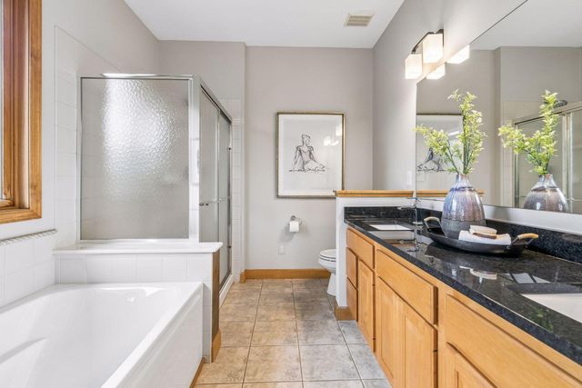 1584 Windsor Lane, Shakopee, MN 55379
