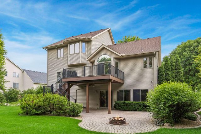 1584 Windsor Lane, Shakopee, MN 55379