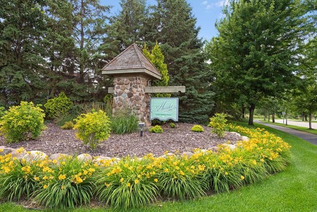 1584 Windsor Lane, Shakopee, MN 55379