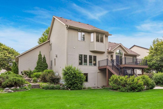 1584 Windsor Lane, Shakopee, MN 55379