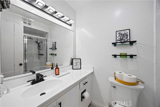 6315 Green Valley 100, Culver City, CA 90230