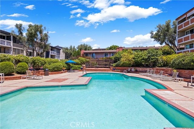 6315 Green Valley 100, Culver City, CA 90230