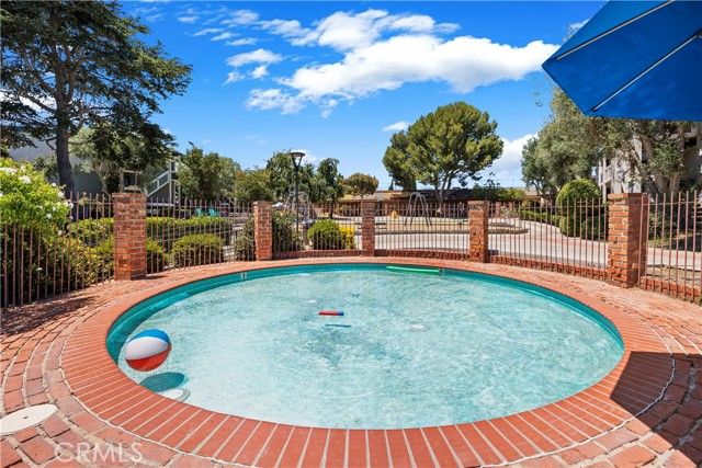 6315 Green Valley 100, Culver City, CA 90230