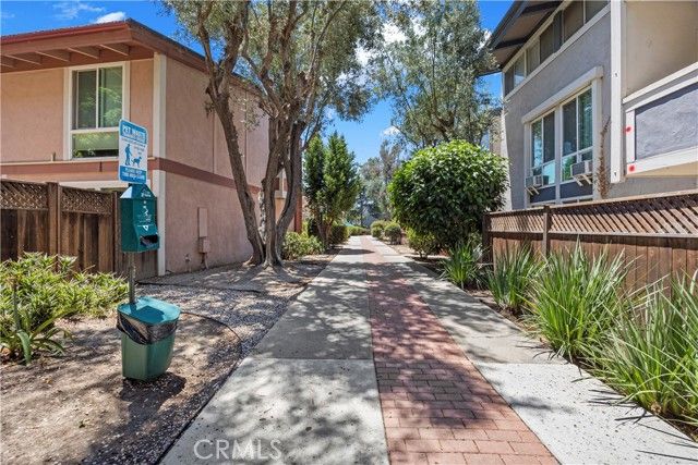 6315 Green Valley 100, Culver City, CA 90230