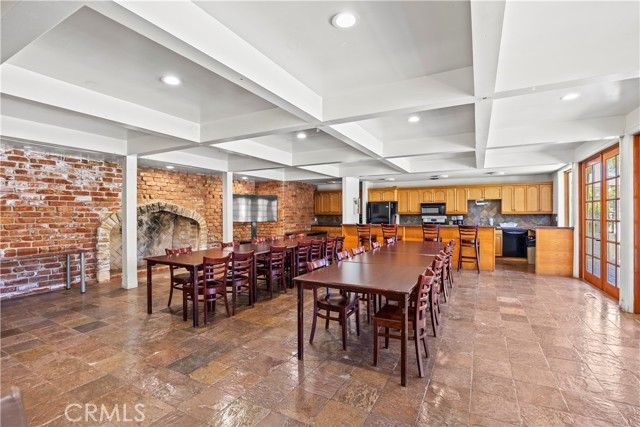 6315 Green Valley 100, Culver City, CA 90230