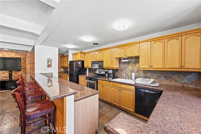 6315 Green Valley 100, Culver City, CA 90230