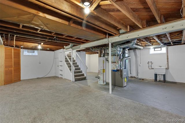 18851 Poinciana, Redford, MI 48240