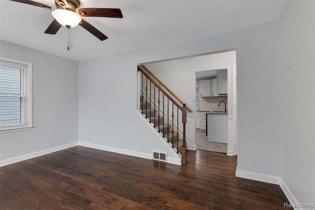 18851 Poinciana, Redford, MI 48240