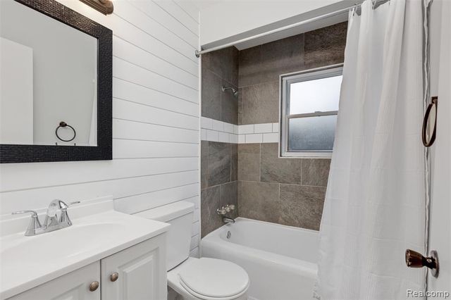 18851 Poinciana, Redford, MI 48240