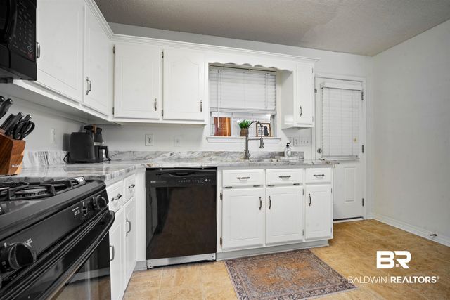 13340 S Copeland Island Drive, Mobile, AL 36695