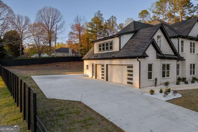 6312 hwy 81, Loganville, GA 30052