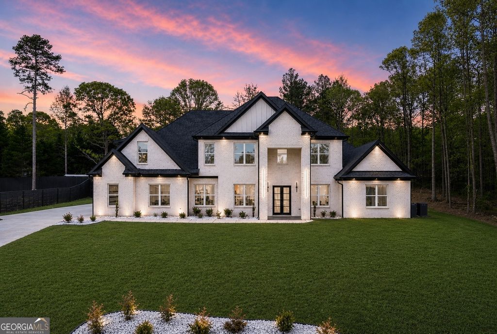 6312 hwy 81, Loganville, GA 30052