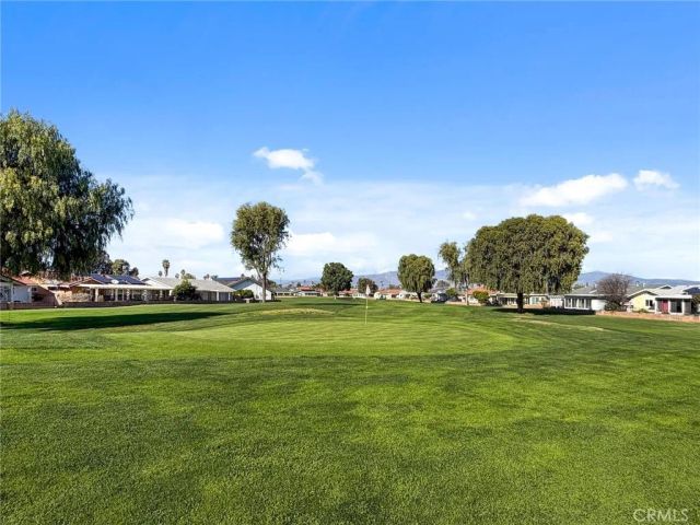 1381 Amberwood, Hemet, CA 92543