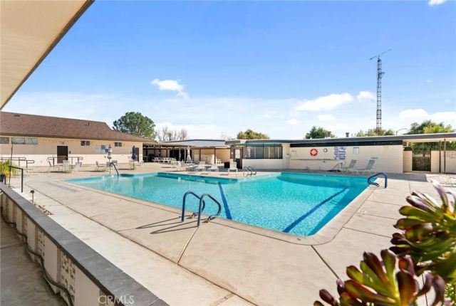 1381 Amberwood, Hemet, CA 92543
