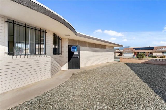 1381 Amberwood, Hemet, CA 92543