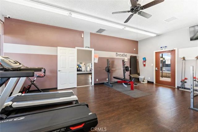 1381 Amberwood, Hemet, CA 92543