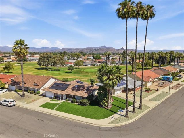 1381 Amberwood, Hemet, CA 92543