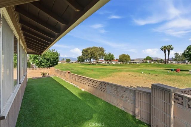 1381 Amberwood, Hemet, CA 92543