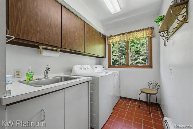 9474 Bartel Road, Columbus, MI 48063