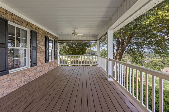 1578 Old Ringgold Road, Rocky Face, GA 30740