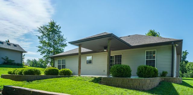 3201 CARMELLO ROCK DR, Columbia, MO 65202