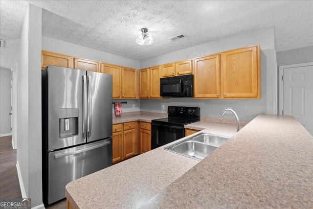 1041 Wagers Mill Road, Newnan, GA 30263