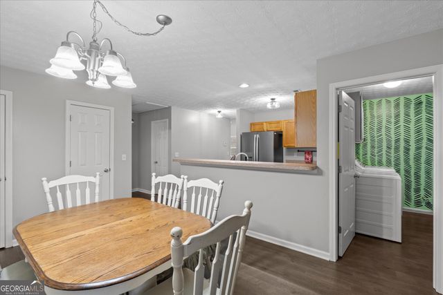 1041 Wagers Mill Road, Newnan, GA 30263