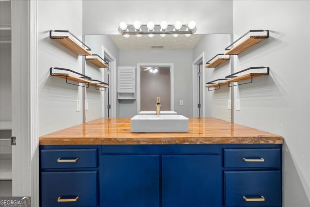 1041 Wagers Mill Road, Newnan, GA 30263