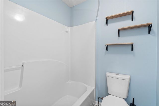 1041 Wagers Mill Road, Newnan, GA 30263